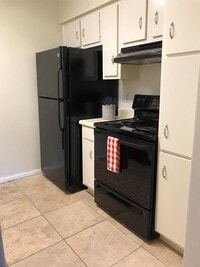 845 Augusta Dr photo'