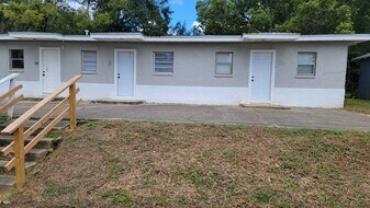 916 Preston St, Unit 103 in Tallahassee, FL - Building Photo