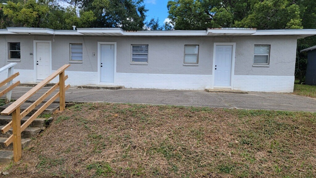 916 Preston St, Unit A in Tallahassee, FL - Building Photo