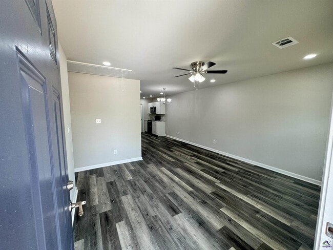 507 Young Ave in Warner Robins, GA - Building Photo - Building Photo