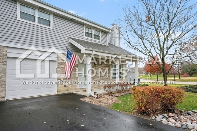 7130 Coachwood Trail in Tinley Park, IL - Building Photo - Building Photo