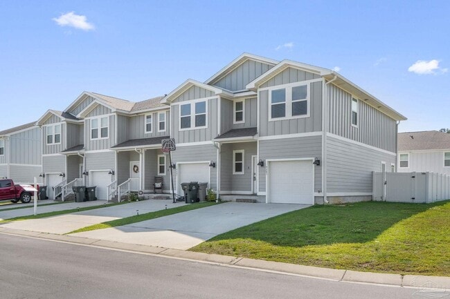 9483 Nature Crk Cir in Bellview, FL - Building Photo - Building Photo