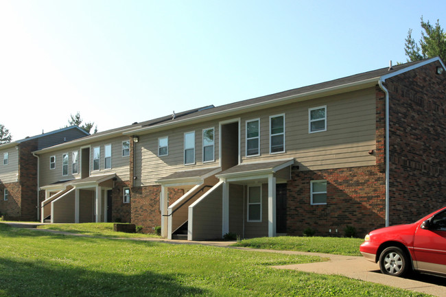 Cherrywood Apartments in Shelbyville, KY - Building Photo - Building Photo