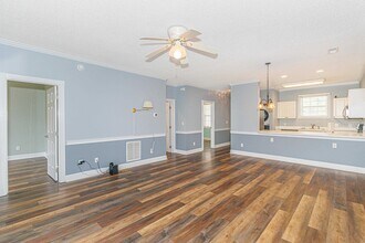 4627 Wild Iris Dr in Myrtle Beach, SC - Building Photo - Building Photo
