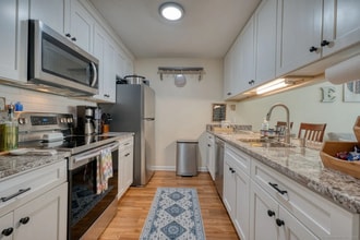 308 Carlton Ln in Rocky Hill, CT - Building Photo - Building Photo