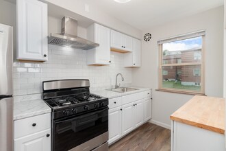 1607 Asmann Ave in Cincinnati, OH - Building Photo - Building Photo