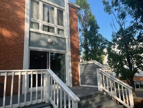 274 Main Sail Ct in Detroit, MI - Building Photo - Building Photo