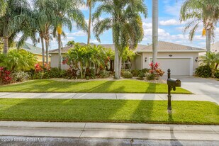 2585 Summerwind Ct in West Melbourne, FL - Building Photo