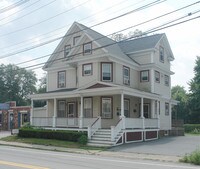 Building Photo - 142 Elm St Apartments in Amesbury, Massachusetts