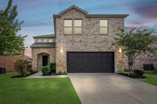 2536 Bozeman Ln in Carrollton, TX - Building Photo