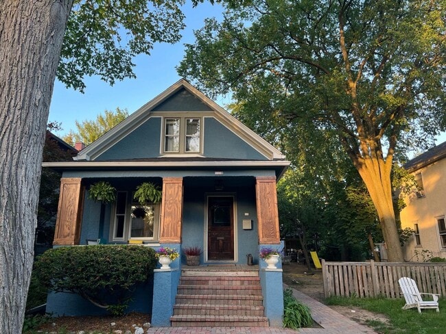 property at 1119 Wesley Ave