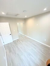 20235 Hartland St in Los Angeles, CA - Building Photo - Building Photo