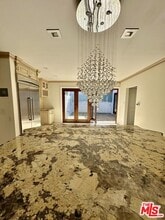 128 S Swall Dr in Beverly Hills, CA - Building Photo - Building Photo