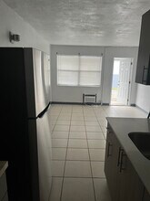 1707 NW 7th Ct, Unit 1705 in Fort Lauderdale, FL - Building Photo - Building Photo