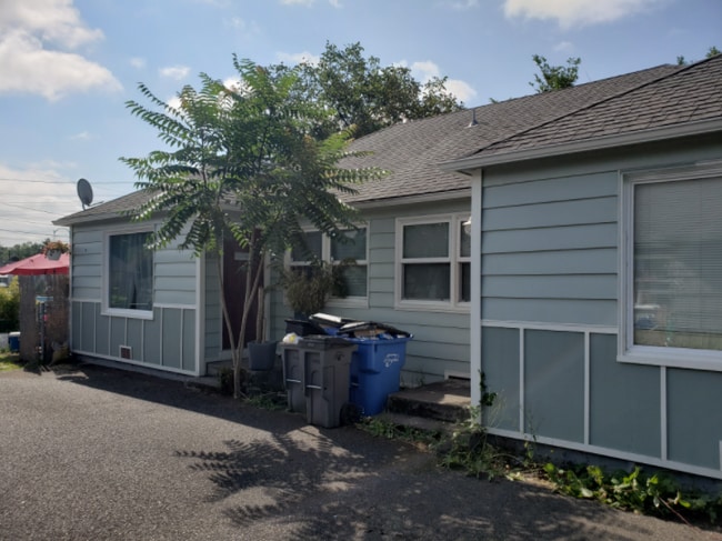 610 Martin Way in Vancouver, WA - Building Photo - Building Photo