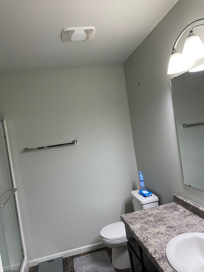 903 Bremner Ave in Bismarck, ND - Building Photo - Building Photo