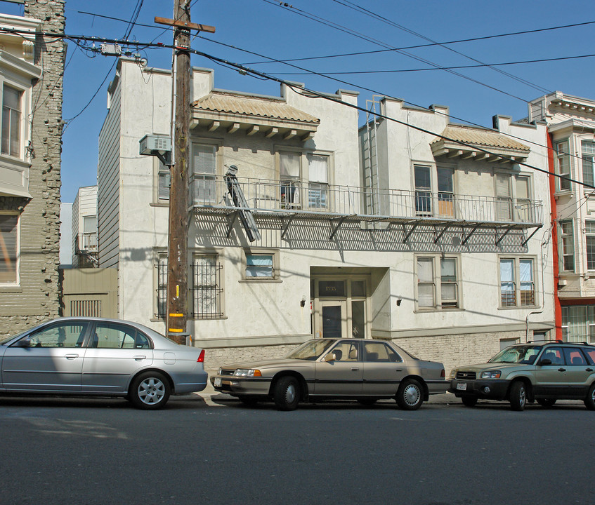 1535 Leavenworth St in San Francisco, CA - Building Photo