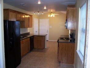 2321 Piedmont St in Irving, TX - Building Photo - Building Photo