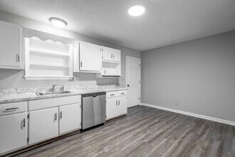 1113 McBrien Rd in Chattanooga, TN - Building Photo - Building Photo