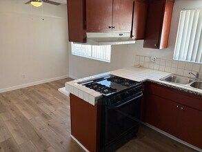 2188 Via Robles, Unit 2188 ViaRobles Oceanside in Oceanside, CA - Building Photo - Building Photo