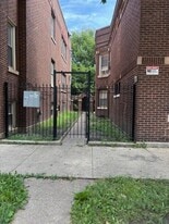 1021 N Lamon Ave in Chicago, IL - Building Photo