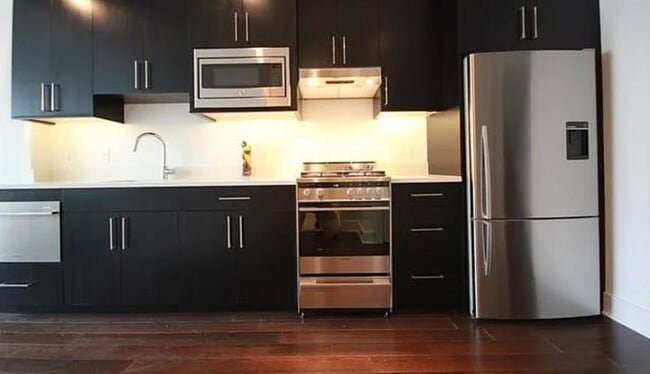 1100 Maxwell Ln in Hoboken, NJ - Building Photo - Building Photo