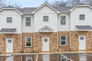 914 Power St in Clarksville, TN - Building Photo