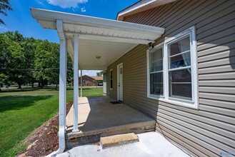 837 Low Gap Rd in Gurley, AL - Foto de edificio - Building Photo