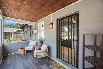 1010 E Fern St in Tampa, FL - Building Photo - Building Photo