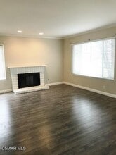 13568 E Quail Summit Rd in Moorpark, CA - Building Photo - Building Photo