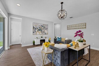 29912 Cypress Point in Tavares, FL - Building Photo - Building Photo