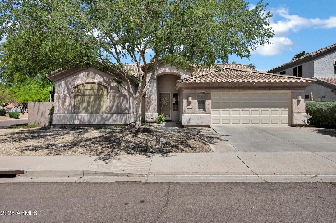 2260 E Binner Dr in Chandler, AZ - Building Photo