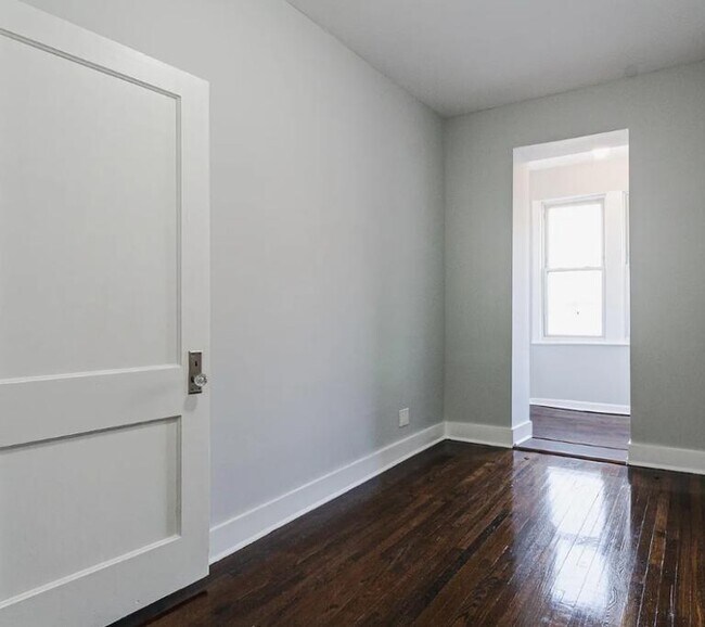 3649 W Montrose Ave in Chicago, IL - Building Photo - Building Photo