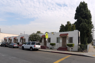 1745 W 20th St in Los Angeles, CA - Foto de edificio - Building Photo