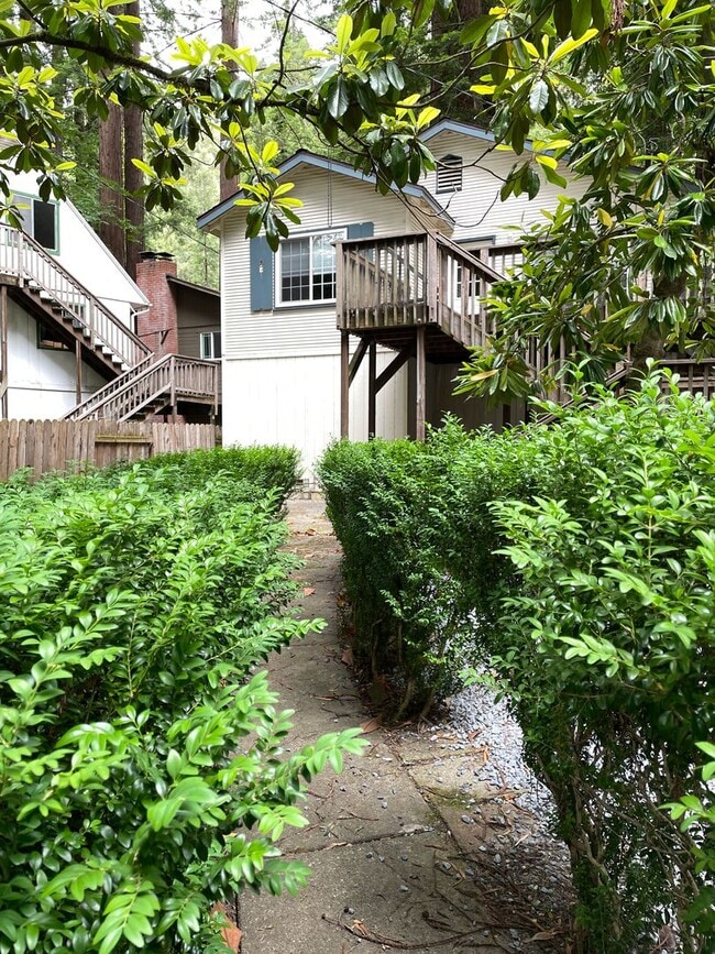 property at 17388 Riverside Dr