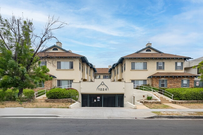 1224 Stanley Ave in Glendale, CA - Building Photo - Building Photo