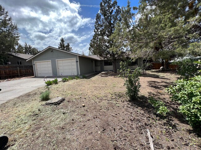 property at 1887-1889 NE Tucson Way