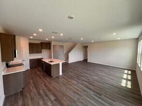 10503 Farm Hl Ave in Land O Lakes, FL - Building Photo - Building Photo