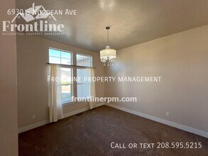 6930 S Nordean Ave in Meridian, ID - Building Photo - Building Photo