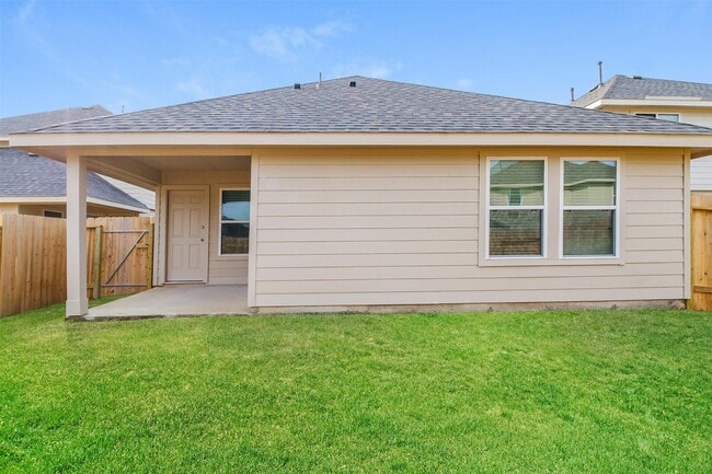 2522 Grayling Dr in Shenandoah, TX - Building Photo - Building Photo