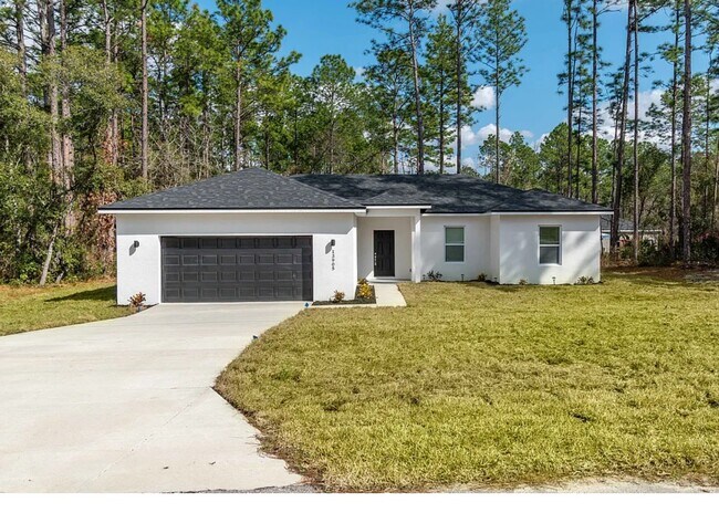 property at 13905 SW 81 Cir
