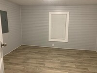 315 E 15th St SW photo'