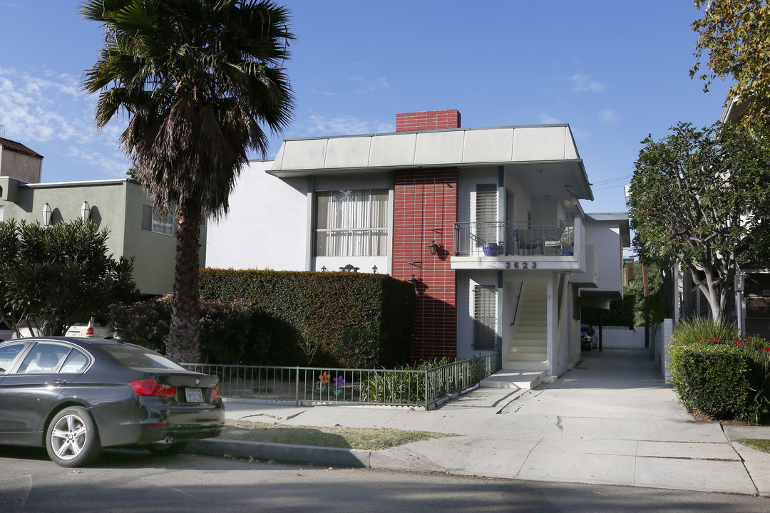 3623 Clarington Ave in Los Angeles, CA - Building Photo