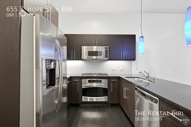 property at 655 S Hope St