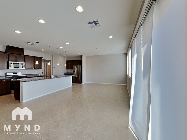 6646 Evander St in North Las Vegas, NV - Building Photo - Building Photo