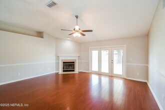 3681 Morning Meadow Ln in Orange Park, FL - Building Photo - Building Photo