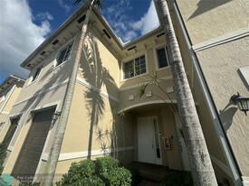 2675 SW 81st Terrace in Miramar, FL - Foto de edificio - Building Photo