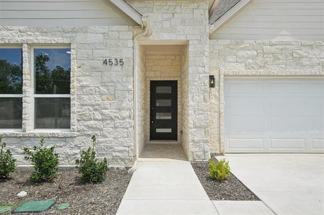 4535 W Lake Highlands Dr in The Colony, TX - Building Photo - Building Photo