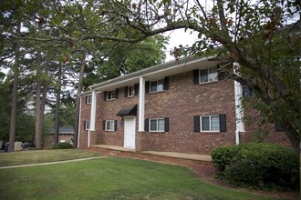 Cascades on the River in Athens, GA - Building Photo - Building Photo