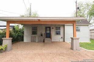 1746 Schley Ave in San Antonio, TX - Building Photo